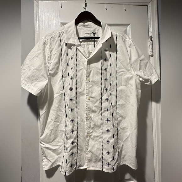 Men’s Large button up Goodfellow NWT - Picture 2 of 2